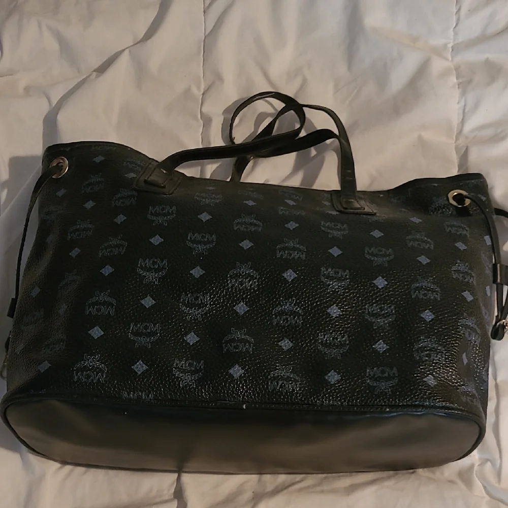 MCM Black and Gold Tote with Logo Pattern - Picture 4 of 8